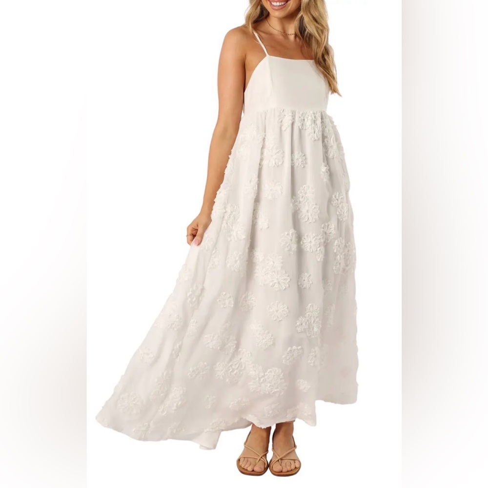 Petal & Pup Women's Trixie Floral Embroidery Maxi Dress Size L White Excellent